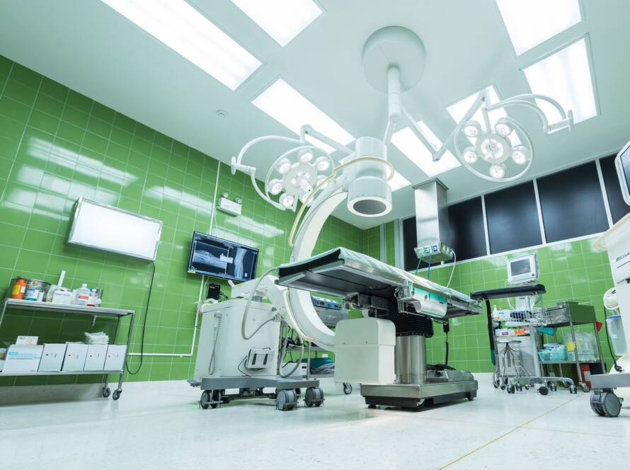 Buying a Home Blood Pressure Monitor? 6 Things You Need To Know